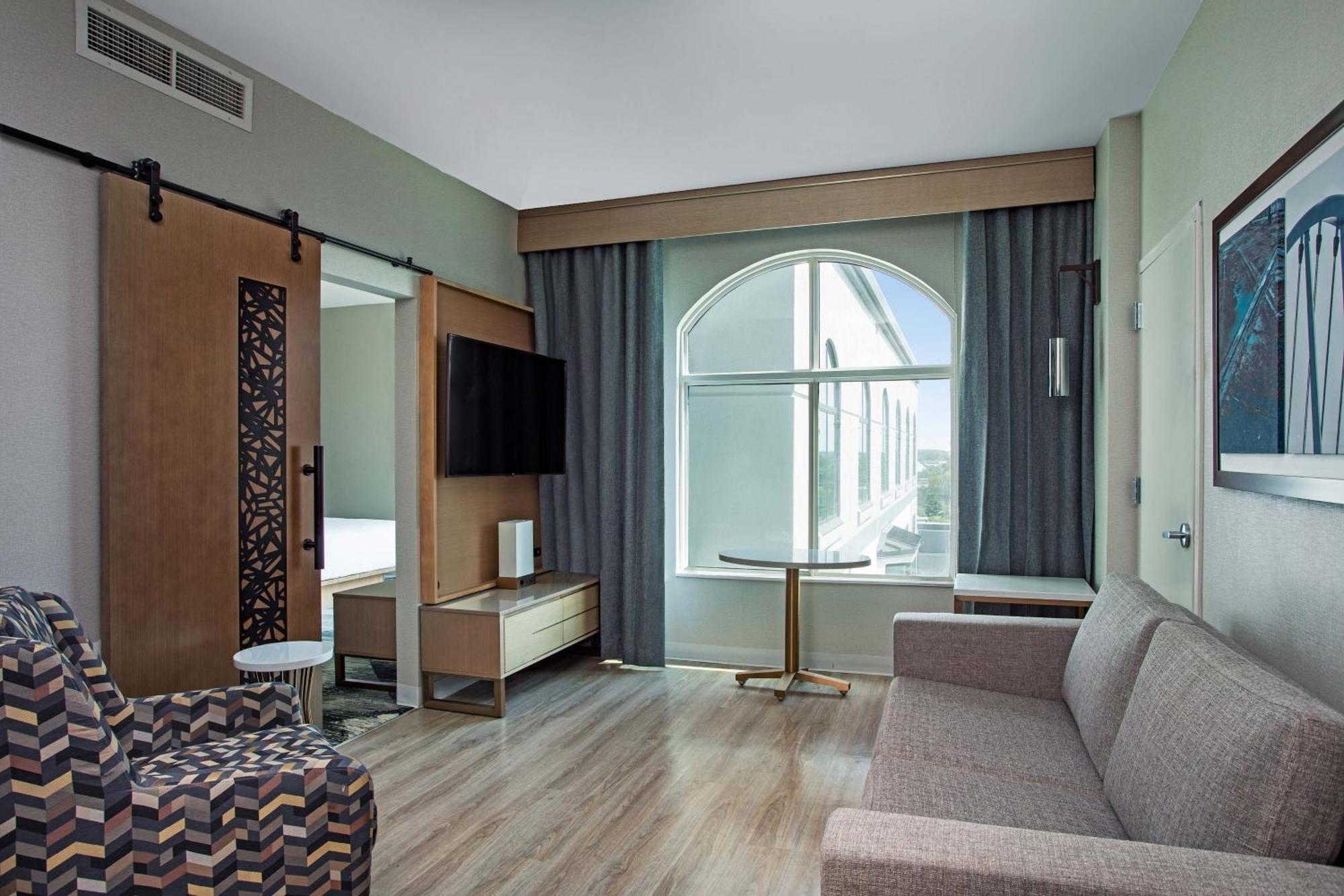 Sheraton Suites Columbus Worthington Exterior foto